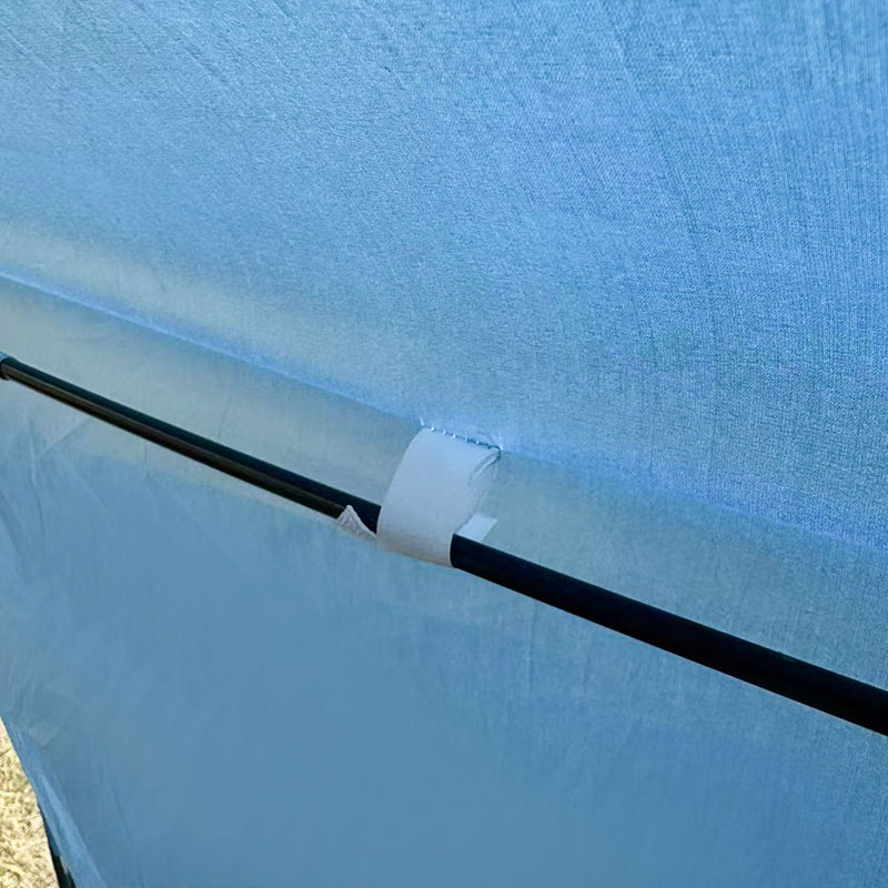 Puball Campála Trá Lasmuigh le Mata Talún Comhtháite